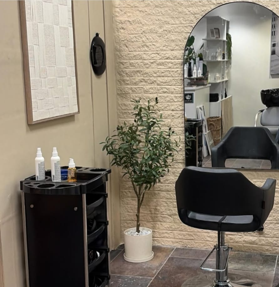 De kapsalon van Stijl & Meer met kappersstoel